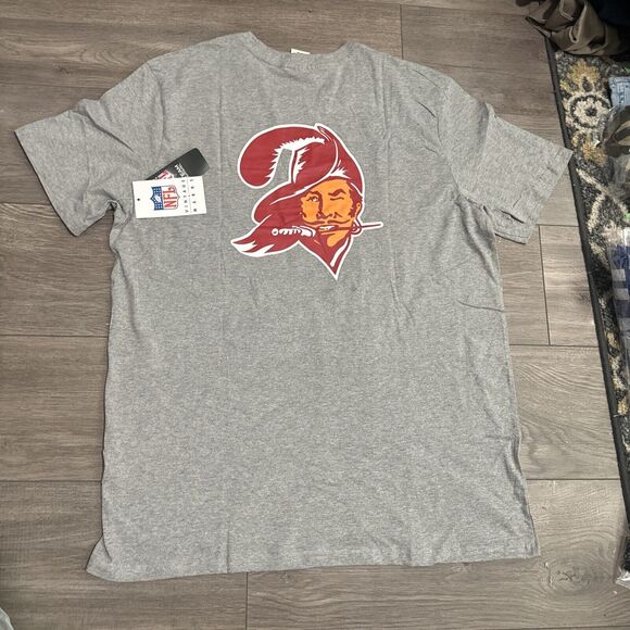 Tampa Bay Buccaneers Mens XL Vintage Marks Bucco Bruce Throwback T-Shirt NWT - Picture 4 of 7